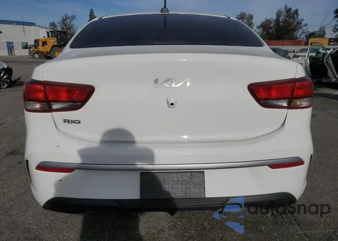 2023 Kia Rio Lx z USA, uszkodzony, nr VIN 3KPA24AD5PE530330